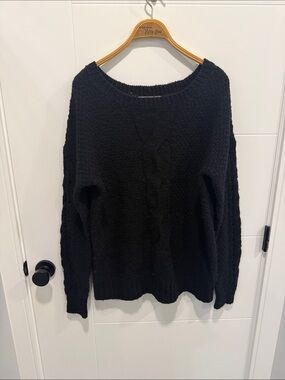 Black Cable-Knit Women's Sweater - Brand Unknown